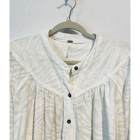 Free People Top Womens Small White Cant Stop Dreaming Oversized Puffy Sleeve - Picture 3 of 9